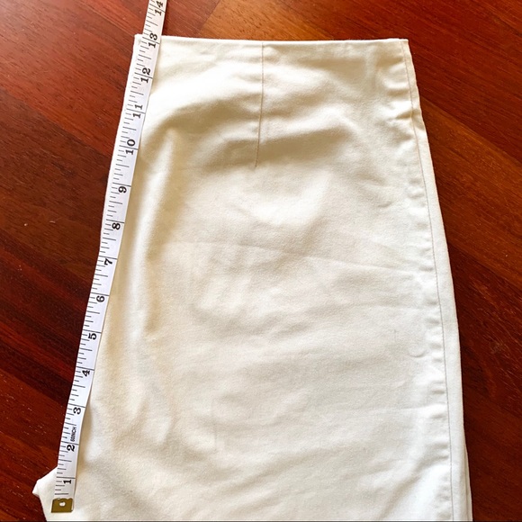 ⭐️2/$20 GAP Midrise Capri’s - Picture 6 of 8